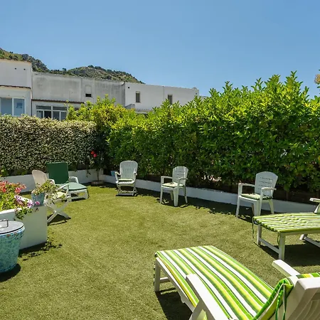 Capri Dreaming Bed & Breakfast 4*