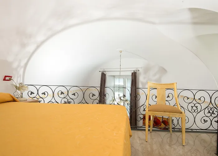 Capri Dreaming 4*
