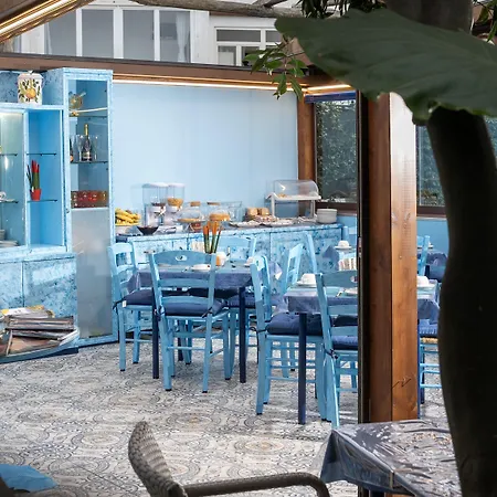 Capri Dreaming 4*