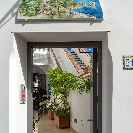 Capri Dreaming Bed and breakfast 4*