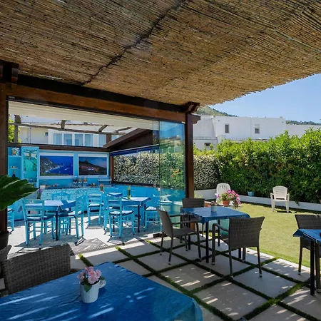 Bed and Breakfast Capri Dreaming Ανακάπρι